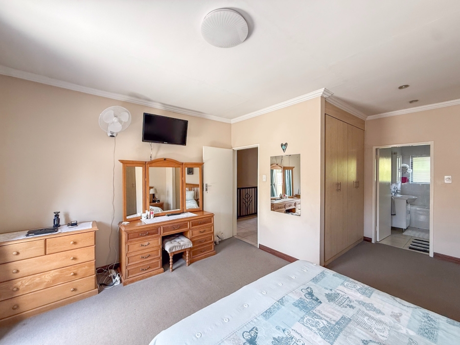 3 Bedroom Property for Sale in Melodie North West